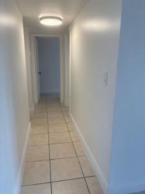 406-3600 Nw 21st St, Lauderdale Lakes, FL, 33311-9203 | Card Image