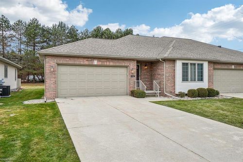 3561 Crimson Court, Port Huron, MI, 48060 | Card Image