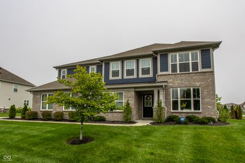 15692 Wellsprings Pl, Fishers, IN, 46037-0070 | Card Image