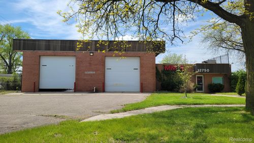 12750 Huron River Dr, Romulus, MI, 48174-1157 | Card Image
