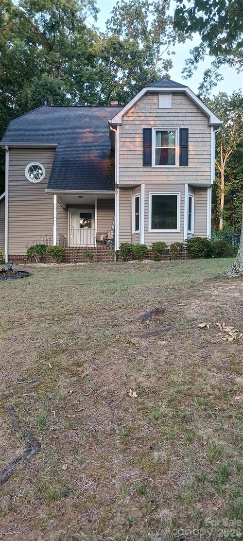 825 Raleigh Ct, Gastonia, NC, 28054-6035 | Card Image