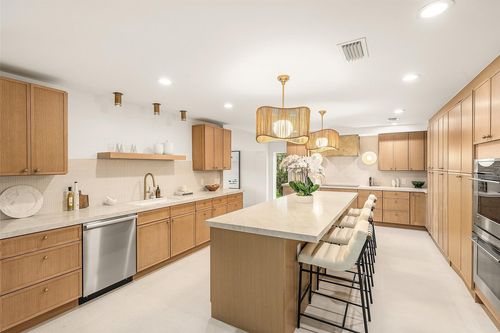 4877 Pineview Cir, Delray Beach, FL, 33445-4318 | Card Image