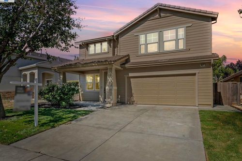 4677 Bonsai Ave, Tracy, CA, 95377-8793 | Card Image