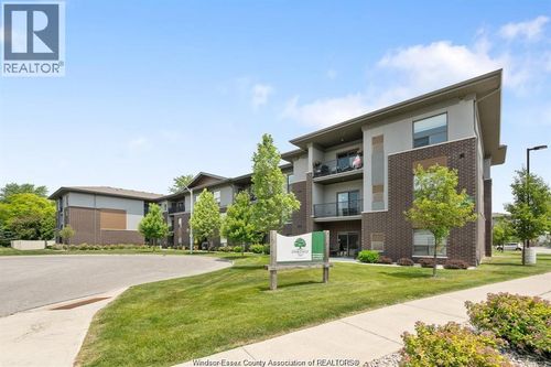 321-5840 Newman Blvd, Windsor, ON, N9J0E3 | Card Image
