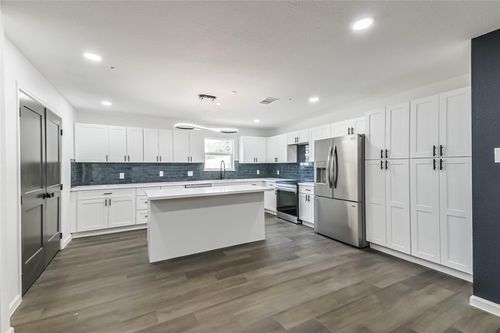 135 E Janisch Road, Houston, TX, 77022 | Card Image