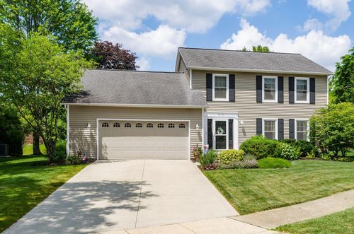 7673 Starmont Ct, Dublin, OH, 43016-9565 | Card Image