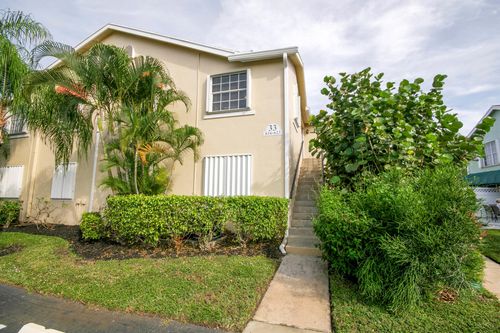 619 Waterside Dr, Hypoluxo, FL, 33462-6165 | Card Image