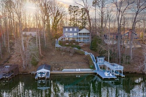 418 Fox Den Dr, Bracey, VA, 23919 | Card Image