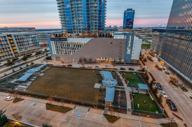 APT-2101 - 7901 Windrose Ave, Condo with 2 bedrooms, 3 bathrooms and null parking in Plano TX | Image 26