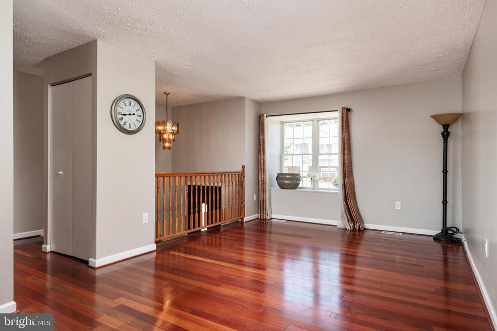 Residential in GLEN BURNIE 2