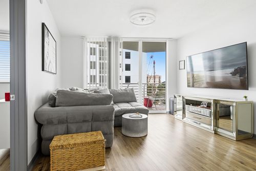 605-1551 N Flagler Dr, West Palm Beach, FL, 33401-3438 | Card Image