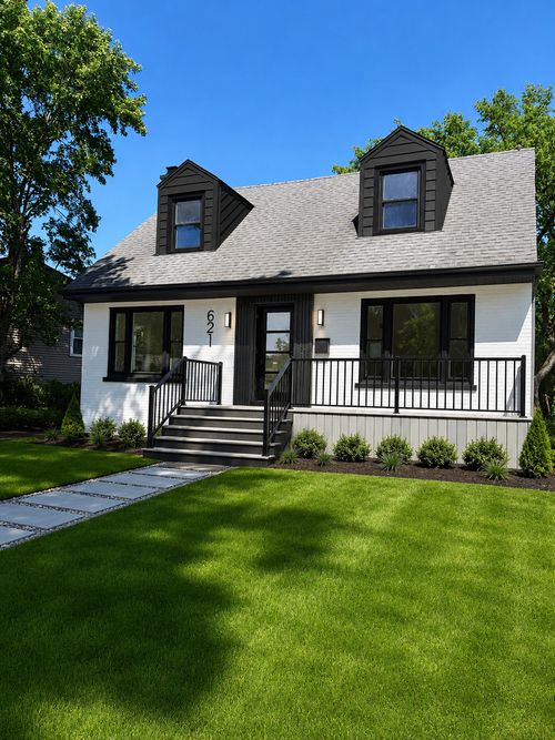621 N Grant St, Hinsdale, IL, 60521-3343 | Card Image