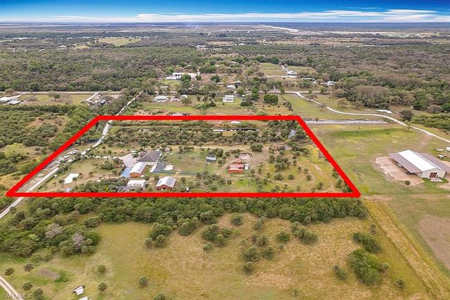 7684 County Rd 78, House other with 5 bedrooms, 6 bathrooms and 5 parking in FORT DENAUD FL | Image 35
