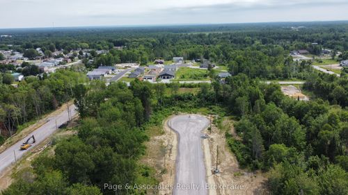 46 Brianne Court, West Nipissing, ON, P2B0C6 | Card Image