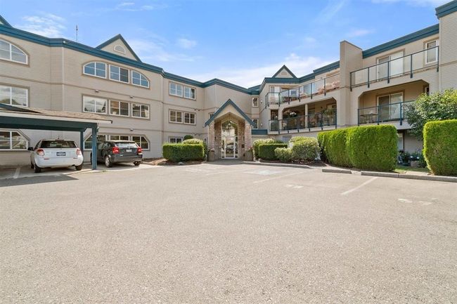108 - 45504 Mcintosh Drive, Condo with 2 bedrooms, 2 bathrooms and 1 parking in Chilliwack BC | Image 1