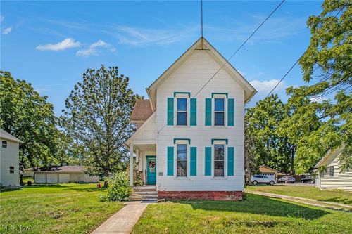 538 W Smith Rd, Medina, OH, 44256-2357 | Card Image