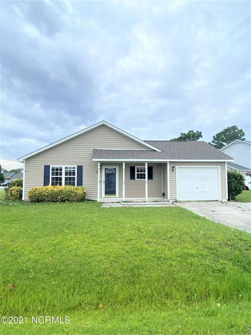 201 Faison Ln, Hubert, NC, 28539-4551 | Card Image