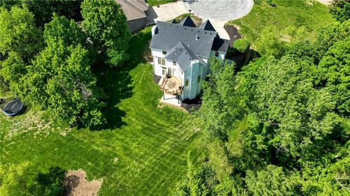 10223 River Hills Ct, Parkville, MO, 64152-3373 | Card Image