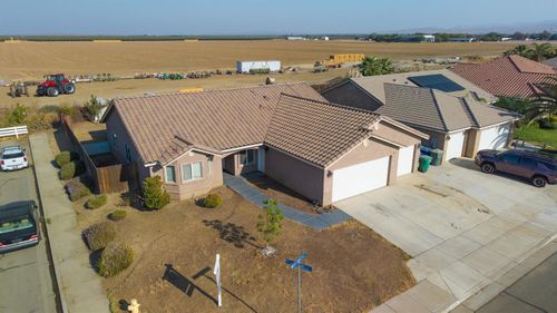 3020 San Pablo Dr, Coalinga, CA, 93210-1684 | Card Image