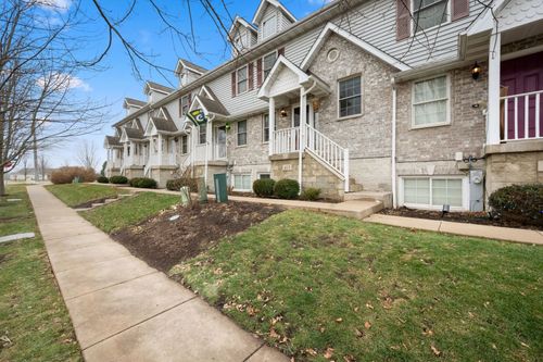 413 N Charles St, Cortland, IL, 60112-4111 | Card Image