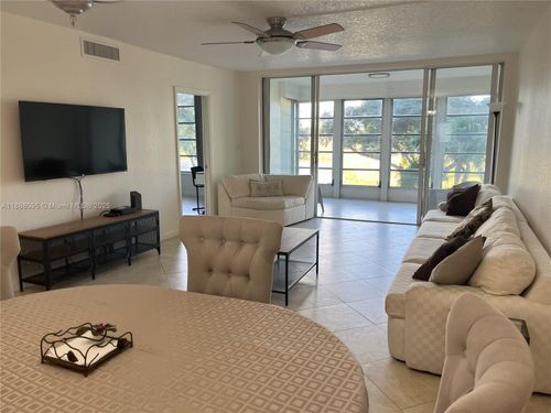 apt-304-3090 N Course Dr, Pompano Beach, FL, 33069-3313 | Card Image