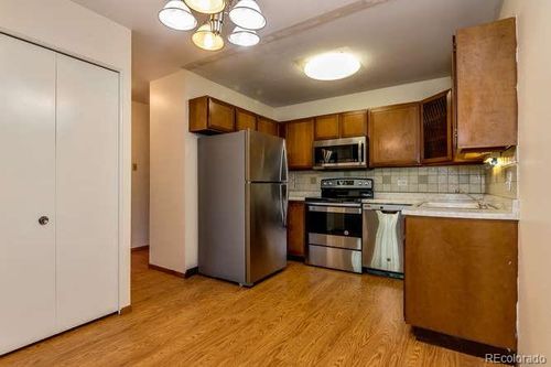 6d-585 S Alton Way, Denver, CO, 80247-5809 | Card Image