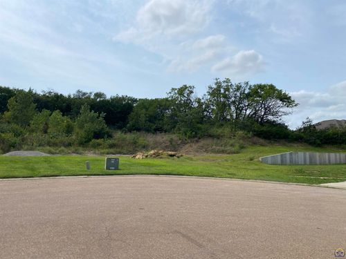 blk-b-lot-13-0000 Sw Lincolnshire Cir, Topeka, KS, 66610 | Card Image
