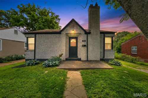 316 Coppinger Dr, Ferguson, MO, 63135-2108 | Card Image