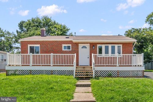 819 Barbara Ct, GLEN BURNIE, MD, 21060-8107 | Card Image