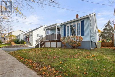 6450 Edgewood Ave, House other with 2 bedrooms, 1 bathrooms and null parking in Halifax NS | Image 2