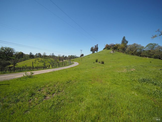 23655 Vineyard Rd, Home with 0 bedrooms, 0 bathrooms and null parking in Geyserville CA | Image 9
