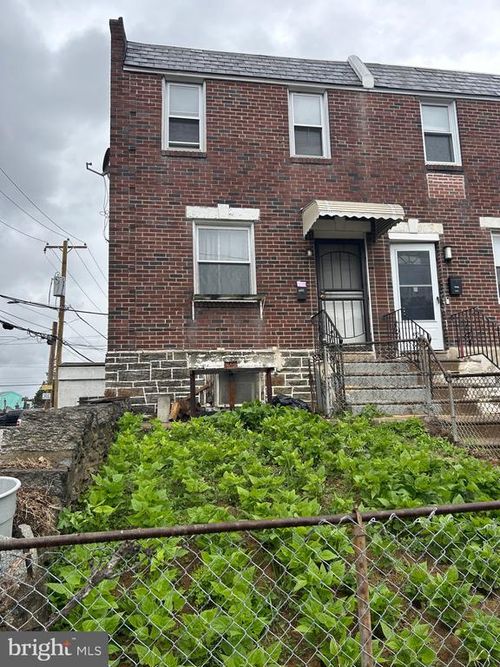 6000 Agusta St, PHILADELPHIA, PA, 19149-3228 | Card Image