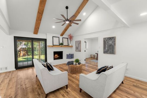 11022 Ferndale Rd, Dallas, TX, 75238-1015 | Card Image