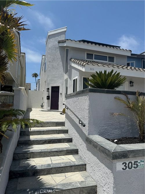 305 21st St, Huntington Beach, CA, 92648-3312 | Card Image