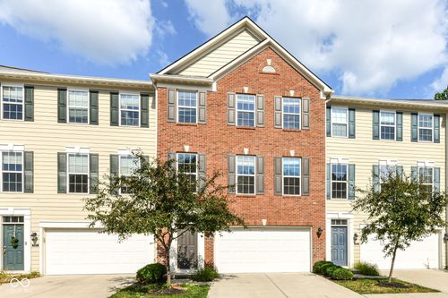 13069 Raritan Dr, Fishers, IN, 46038-3460 | Card Image