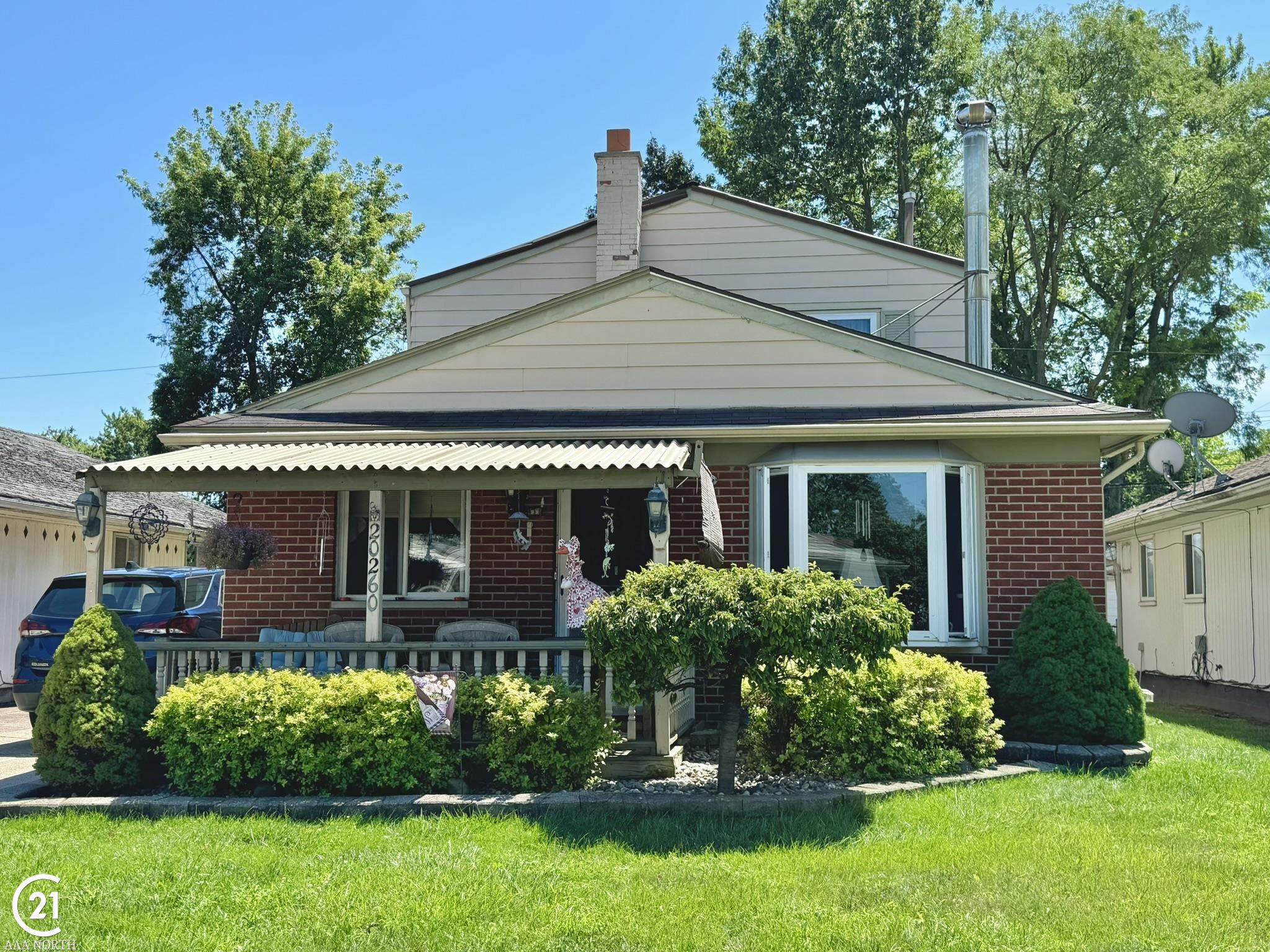 Lakeworth St, Roseville, MI 48066