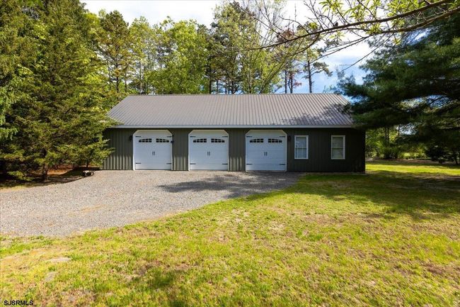138 N Maple Ave, House other with 4 bedrooms, 3 bathrooms and null parking in Tuckerton NJ | Image 43