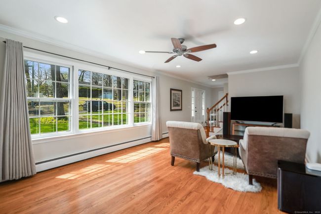 9 Jean Ave, House other with 5 bedrooms, 3 bathrooms and null parking in Norwalk CT | Image 6