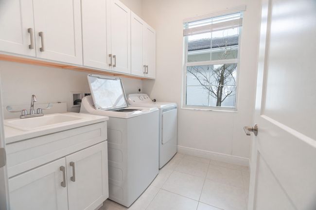 139 Se Via Bisento, House other with 3 bedrooms, 2 bathrooms and null parking in Port St. Lucie FL | Image 33
