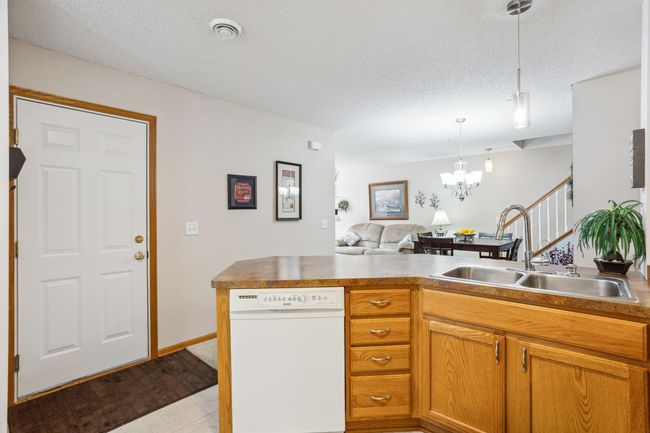 3307 Coleshire Path, Townhouse with 3 bedrooms, 3 bathrooms and null parking in Rosemount MN | Image 11