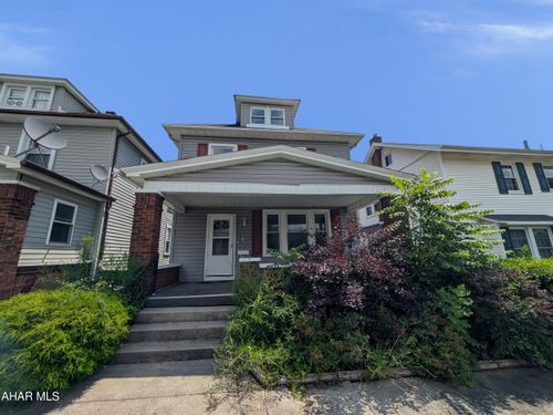 2631 Oak Ave, Altoona, PA, 16601-1819 | Card Image