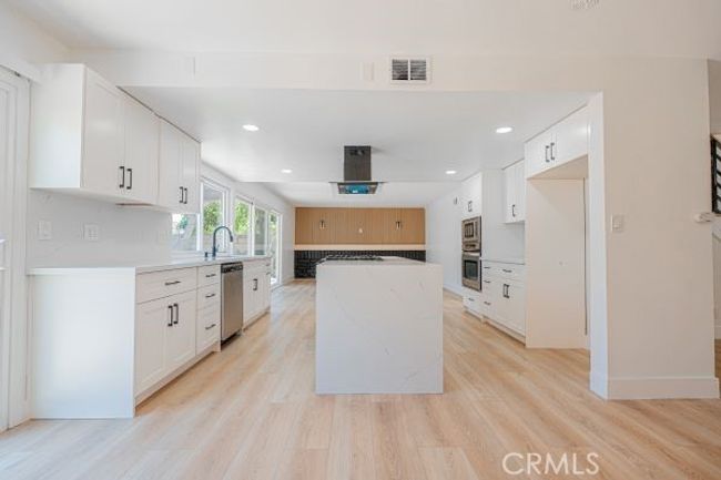 Kitchen | Image 13
