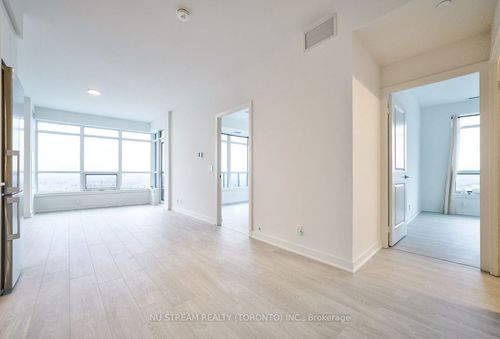 1811b-50 Upper Mall Way, Vaughan, ON, L4J0L8 | Card Image