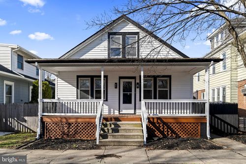 825 Lyndale Ave, Trenton, NJ, 08629-2408 | Card Image