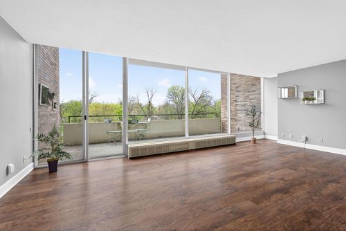 apt-501-1000 Urlin Ave, Columbus, OH, 43212-3363 | Card Image