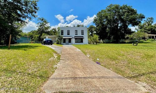 9834 Winston St, Jacksonville, FL, 32208-1327 | Card Image