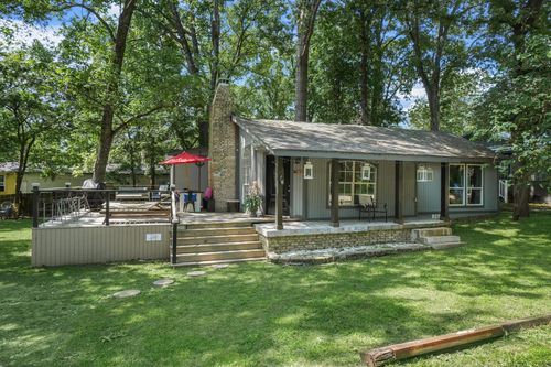 624 Apache Trl, Tool, TX, 75143-8242 | Card Image