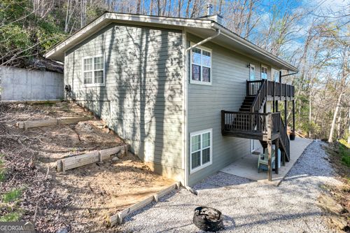 243 Degroff Ln, Rabun Gap, GA, 30568-2655 | Card Image