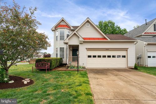 12028 Tango Ln, WOODBRIDGE, VA, 22193-6141 | Card Image