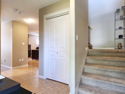 1592 Coalbanks Blvd W, House detached with 4 bedrooms, 3 bathrooms and 5 parking in Lethbridge AB | Image 3